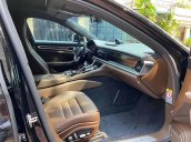 Cần bán gấp Porsche Panamera sản xuất 2018, màu đen, xe nhập còn mới