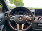 Bán xe Mercedes GLA250 4Matic năm 2014, màu trắng, nhập khẩu