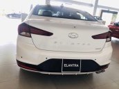 Bán ô tô Hyundai Elantra 2020, màu trắng, giá cạnh tranh