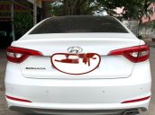 Cần bán xe Hyundai Sonata sản xuất 2016, màu trắng, nhập khẩu nguyên chiếc