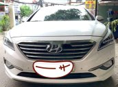 Cần bán xe Hyundai Sonata sản xuất 2016, màu trắng, nhập khẩu nguyên chiếc