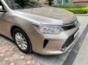 Cần bán lại xe Toyota Camry 2.0E đời 2016 biển Hà Nội