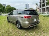 Cần bán gấp Kia Sedona 2.2 DATH năm 2018, màu ghi vàng