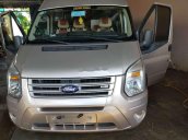 Cần bán Ford Transit sản xuất 2015, màu bạc, giá tốt