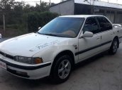 Cần bán gấp Honda Accord năm 1990, màu trắng, xe nhập chính chủ, giá tốt