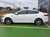 Cần bán xe Kia Optima sản xuất năm 2019, màu trắng, giá tốt