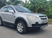 Cần bán Chevrolet Captiva sản xuất năm 2010, màu bạc 