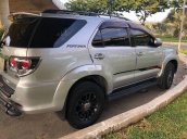 Bán Toyota Fortuner sản xuất 2015, màu bạc