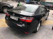 Cần bán nhanh xe Toyota Camry 2018 xe đẹp như mới