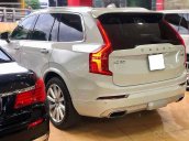 Cần bán Volvo XC90 đời 2015, màu trắng, xe nhập còn mới