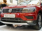 Tiguan Luxury S phiên bản nâng cấp 2021 màu đỏ Ruby, 2.0 Turbo, vay NH 90%, giao xe ngay, miễn phí tận nhà