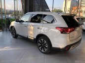 [Hot]Mitsubishi Outlander 2.0 Premium 2020, giảm ngay 50% TTB, giảm giá tiền mặt, tặng phụ kiện chính hãng, giao xe ngay