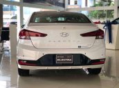 Bán xe Hyundai Elantra sản xuất năm 2020, màu trắng