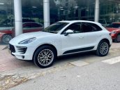 Chính chủ bán Porsche Macan 2.0L sản xuất 2016, màu trắng nội thất be, đăng ký T11/2016 tên tư nhân