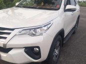 Cần bán gấp Toyota Fortuner năm sản xuất 2017, màu trắng