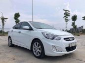 Cần bán xe Hyundai Accent AT sản xuất 2011, màu trắng, nhập khẩu 