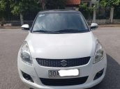 Cần bán xe Suzuki Swift năm 2015 còn mới