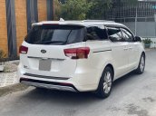 Bán Kia Sedona năm sản xuất 2016, màu trắng xe full đồ