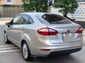Cần bán gấp Ford Fiesta đời 2015, màu bạc, giá tốt