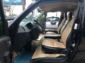 Cần bán xe Toyota Hiace sản xuất năm 2011, màu đen