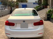 Bán BMW 320i CLI full LED model 2017, màu trắng, nội thất kem sang trọng và đầy phong cách