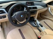 Bán BMW 320i CLI full LED model 2017, màu trắng, nội thất kem sang trọng và đầy phong cách