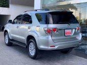 Cần bán lại xe Toyota Fortuner G năm sản xuất 2013, màu bạc  