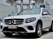 Bán GLC300 sx 2017, xe đẹp màu trắng kem, check hãng