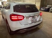 Bán ô tô Mercedes GLA 200 sản xuất 2020, màu trắng