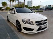 Bán xe thể thao đẹp hoàn hảo Mercedes CLA250 4Matic 2014, màu trắng, xe nhập