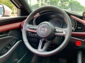 Cần bán xe Mazda 3 đời 2020, màu trắng, giá chỉ 850 triệu