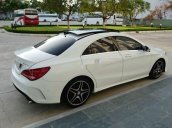 Bán xe thể thao đẹp hoàn hảo Mercedes CLA250 4Matic 2014, màu trắng, xe nhập