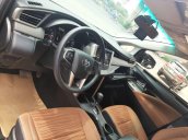 Bán Toyota Innova 2.0G đời 2016, màu bạc, máy êm