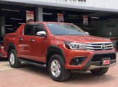 Bán Toyota Hilux 2.8G 4x4 AT sản xuất năm 2017, màu đỏ, nhập khẩu, giá 720tr