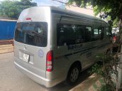 Chính chủ bán Toyota Hiace sản xuất 2014, màu bạc, máy dầu