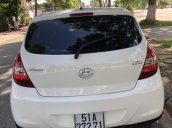 Bán Hyundai i20 đời 2011, màu trắng