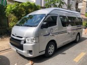 Chính chủ bán Toyota Hiace sản xuất 2014, màu bạc, máy dầu