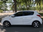 Bán Hyundai i20 đời 2011, màu trắng