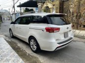 Bán Kia Sedona năm sản xuất 2016, màu trắng xe full đồ