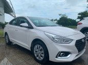 Cần bán Hyundai Accent sản xuất 2020, màu trắng