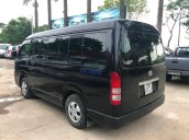 Cần bán xe Toyota Hiace sản xuất năm 2011, màu đen