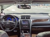 Cần bán Toyota Camry 2.5Q 2016 giá cạnh tranh