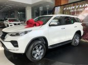 Bán xe Toyota Fortuner 2021, màu trắng