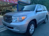 Cần bán Toyota Land Cruiser sản xuất năm 2011, màu bạc, xe nhập