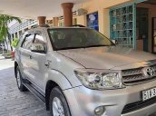 Bán xe Toyota Fortuner V đời 2009, màu bạc, 398 triệu