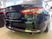 Cần bán Toyota Camry 2.5Q sản xuất 2020, màu đen, nhập khẩu nguyên chiếc
