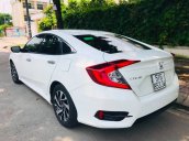 Bán Honda Civic sản xuất năm 2018, màu trắng, nhập khẩu