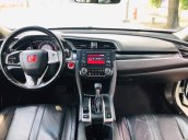 Bán Honda Civic sản xuất năm 2018, màu trắng, nhập khẩu