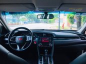 Bán Honda Civic sản xuất năm 2018, màu trắng, nhập khẩu