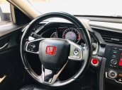 Bán Honda Civic sản xuất năm 2018, màu trắng, nhập khẩu